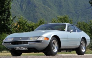 Ferrari 365 GTB4 Daytona e1668795024785